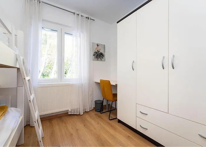 Holiday home Amazing In With Wifi Seline