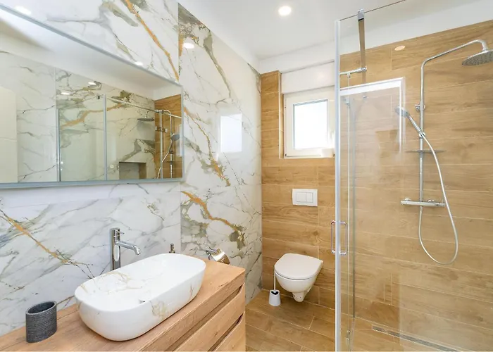 Amazing In With Wifi Holiday home