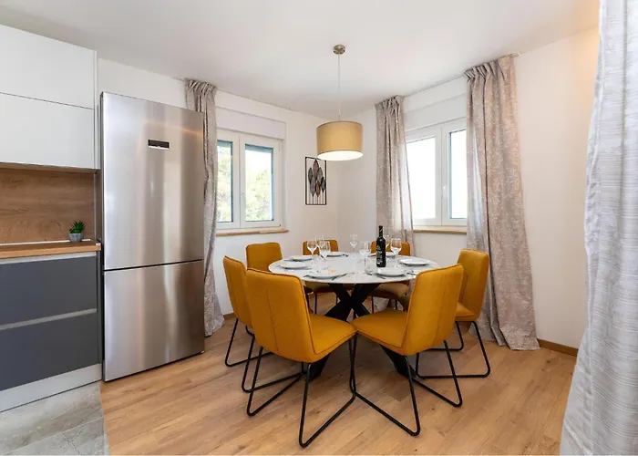 Amazing In With Wifi Holiday home